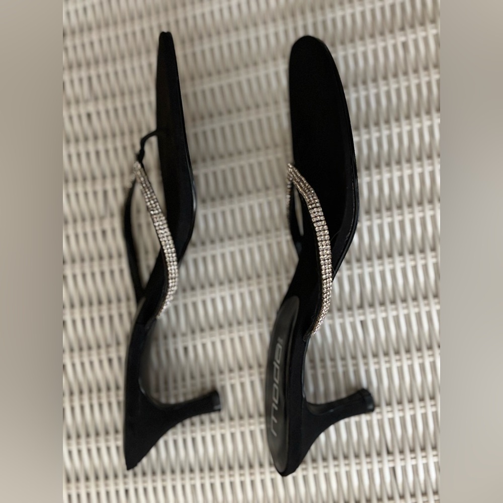 Moda Black Rhinestone Sandals - Picture 2 of 6